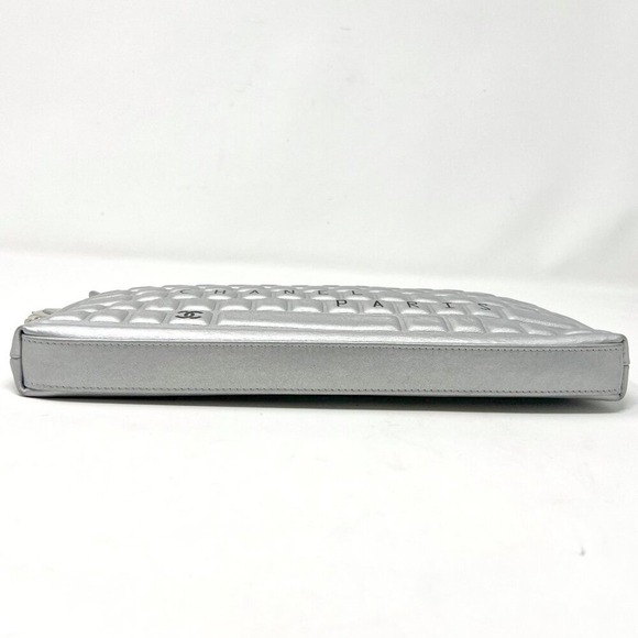 Chanel Silver Keyboard Clutch 31 Rue Cambon Robot Bag Rare 2016–2017 - Picture 7 of 11